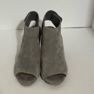 Steve Madden suede peep toe block heel booties